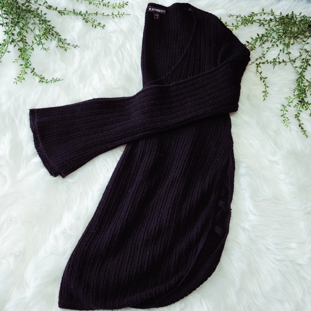🏷️ Express Knit Scoop Neck Sweater *2 for $12*